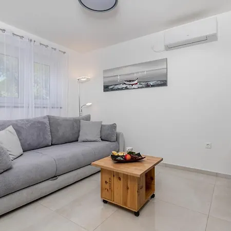 Bellistra Apartment *