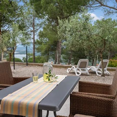 Bellistra Apartment Rabac