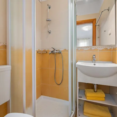 Bellistra Apartment Rabac